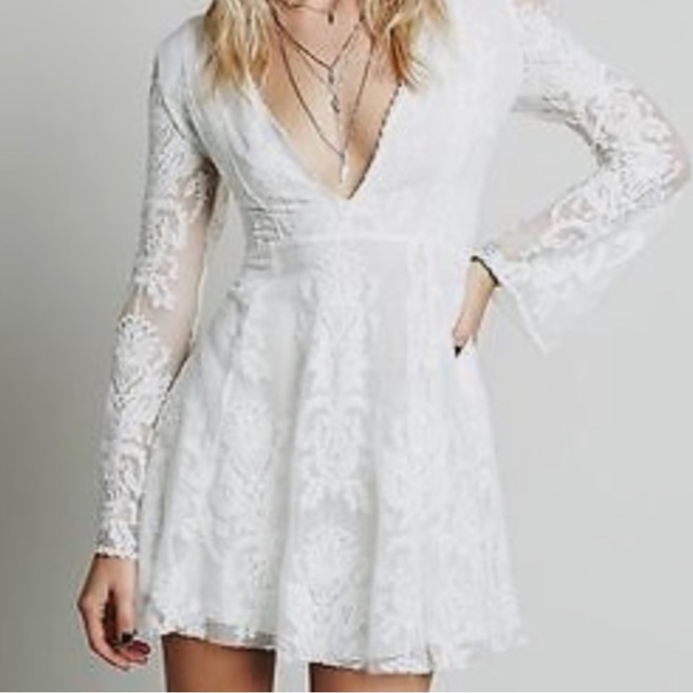 Free People “Reign over me” Ivory Lace Long bell Sleeve Dress *RARE*